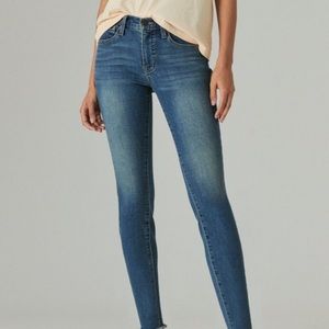 Lucky Brand Ava Skinny Jeans 🍀